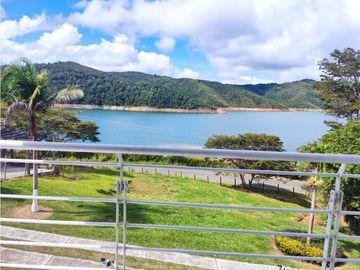 CASA CAMPESTRE EN VENTA CALIMA DARIEN EN CONDOMINIO VISTA A EL LAGO