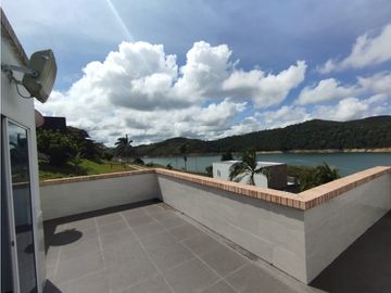 CASA CAMPESTRE EN VENTA CALIMA DARIEN EN CONDOMINIO VISTA A EL LAGO