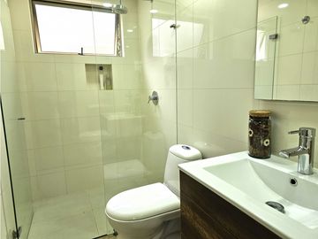 Venta de Casa Campestre en Unidad Cerrada en El Retiro | Sin Escalas