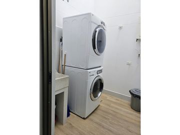 Venta de Casa Campestre en Unidad Cerrada en El Retiro | Sin Escalas