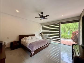 Casa campestre amoblada en venta o arriendo sector Aeropuerto