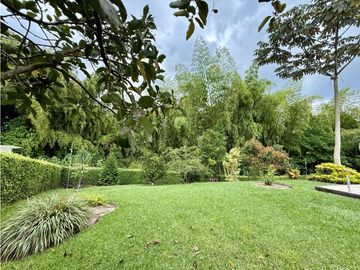 Casa campestre amoblada en venta o arriendo sector Aeropuerto