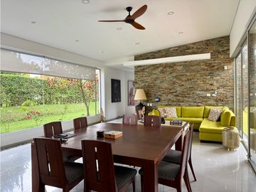 Casa campestre amoblada en venta o arriendo sector Aeropuerto