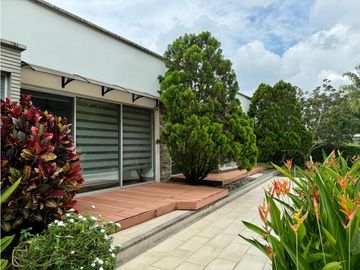 Casa campestre amoblada en venta o arriendo sector Aeropuerto