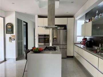 Casa campestre amoblada en venta o arriendo sector Aeropuerto