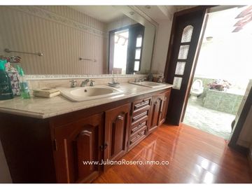 ARRIENDO HERMOSA CASA EN CAMPAMENTO