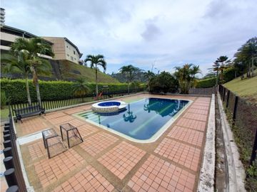 Casa en Conjunto residencial La Arboleda para la venta en Pereira!!!
