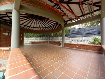 Casa en Conjunto residencial La Arboleda para la venta en Pereira!!!
