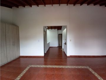 Casa en Conjunto residencial La Arboleda para la venta en Pereira!!!