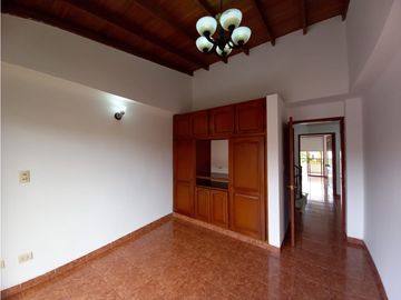 Casa en Conjunto residencial La Arboleda para la venta en Pereira!!!