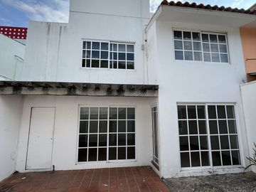 CASA EN VENTA EN HACIENDAS DE MÉXICO