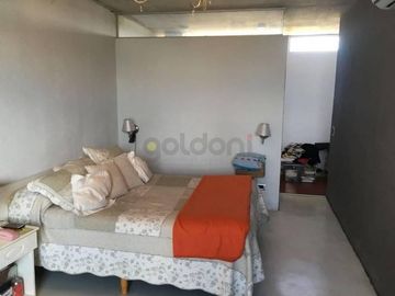 CASA SOBRE LOTE EXTERNO EN NUEVO QUILMES