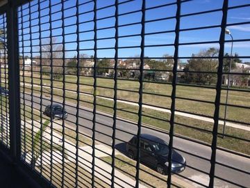 CASA SOBRE LOTE EXTERNO EN NUEVO QUILMES