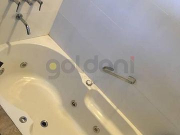 CASA SOBRE LOTE EXTERNO EN NUEVO QUILMES