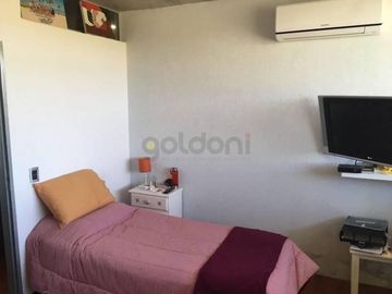 CASA SOBRE LOTE EXTERNO EN NUEVO QUILMES