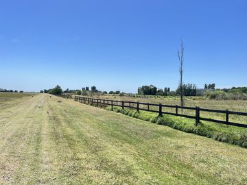 Venta chacra de 1,2has en Santa María Polo Club