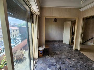 HERMOSO PH 4 AMB AL FRENTE CON TERRAZA Y PARRILA