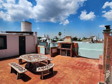 HERMOSO PH 4 AMB AL FRENTE CON TERRAZA Y PARRILA