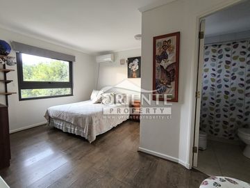 CASA GRANDE, PEÑALOLEN, 4 DORMITORIOS 4 BAÑOS, HOME OFFICE