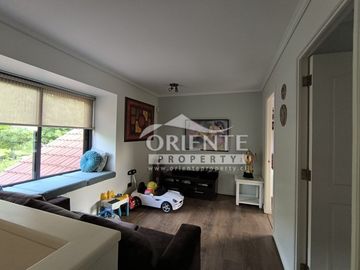 CASA GRANDE, PEÑALOLEN, 4 DORMITORIOS 4 BAÑOS, HOME OFFICE