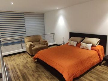 Vendo o Rento Loft de lujo Amoblado con 2 balcones, piscina, gym y cine, Carolina - Quito