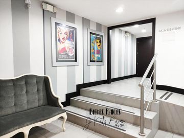 Vendo o Rento Loft de lujo Amoblado con 2 balcones, piscina, gym y cine, Carolina - Quito