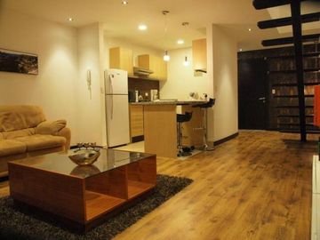 Vendo o Rento Loft de lujo Amoblado con 2 balcones, piscina, gym y cine, Carolina - Quito