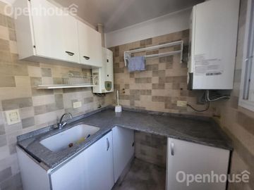 Casa en  Venta en Las Condes - Pilar- 2 plantas sobre lote central.