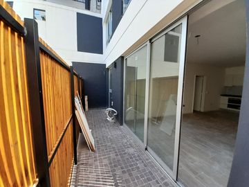 Venta Departamento 2 Ambientes  PB con patio. Nuñez. Categoría y amenities
