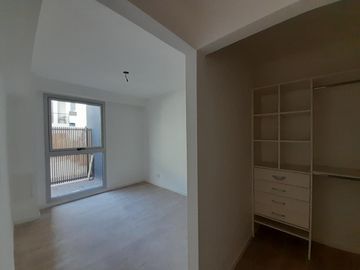 Venta Departamento 2 Ambientes  PB con patio. Nuñez. Categoría y amenities