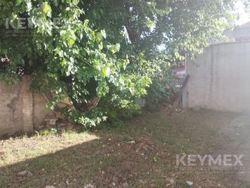 Casa con posibilidad de seguir construyendo