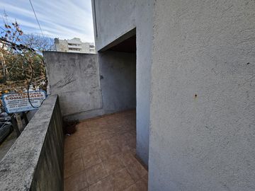 Departamento en  General Paz 2 dormitorios con terraza apto Bancor