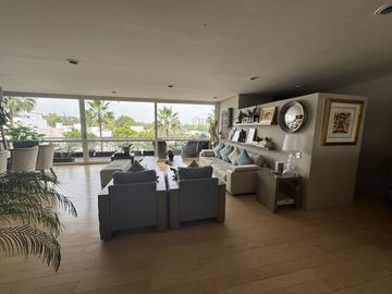 VENTA DE DEPARTAMENTO EN LOMAS DEL PEDREGAL FRAMBOYANES