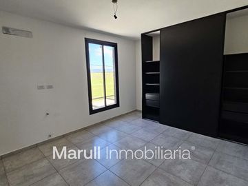 Duplex en venta Colinas de Manantiales Dos dormitorios