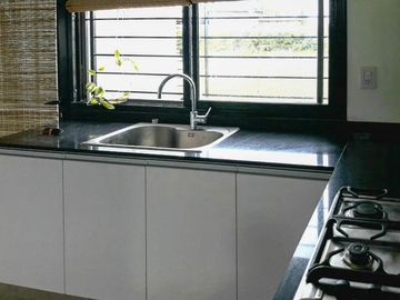 Hermosa casa de 3 dormitorios en barrio abierto Las Tardes, Roldan