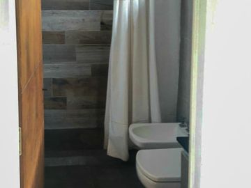 Hermosa casa de 3 dormitorios en barrio abierto Las Tardes, Roldan