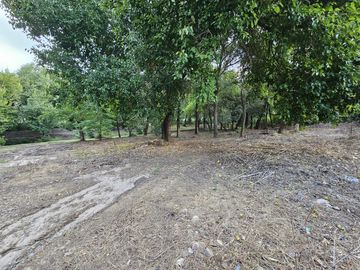 VENTA LOTE - Sobre  el Arroyo - 1080 M2