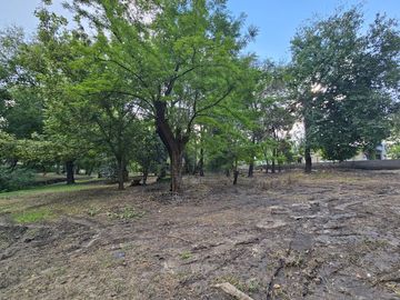 VENTA LOTE - Sobre  el Arroyo - 1080 M2