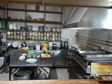 Fondo de Comercio en Venta - 4 Baños - 270mts2 - Villa Crespo