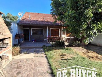 Chalet en pleno Barrio Los Cedros