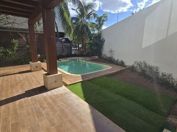 Villa en venta / renta en Yucatán Country Club
