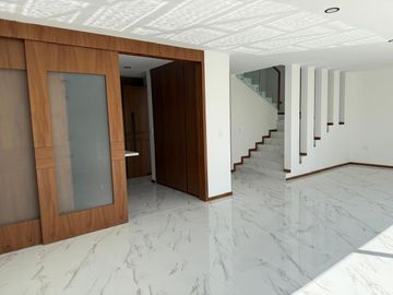 Casa en venta en lomas de angelopolis puebla parque chihuahua 4 recamaras  nueva