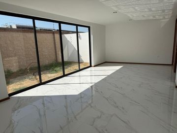 Casa en venta en lomas de angelopolis puebla parque chihuahua 4 recamaras  nueva