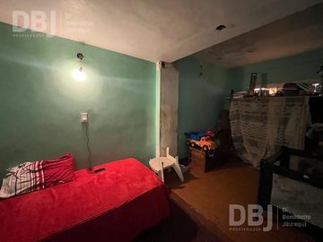 VENTA DE CASA 4 AMBIENTES EN VILLA CELINA