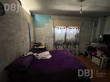VENTA DE CASA 4 AMBIENTES EN VILLA CELINA
