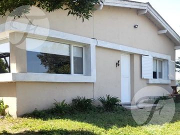 Casa en Balneario Reta – Amoblada y a 8 cuadras del mar