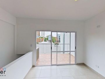 Departamento TIPO PH en DUPLEX con TERRAZA PROPIA de 2 AMB en Coghlan