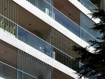 DOMUS 2222 Penthouse Dúplex de Lujo con Terraza, 2COCH