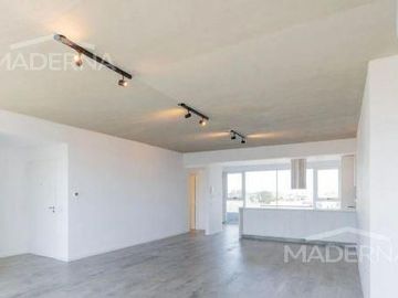 DOMUS 2222 Penthouse Dúplex de Lujo con Terraza, 2COCH