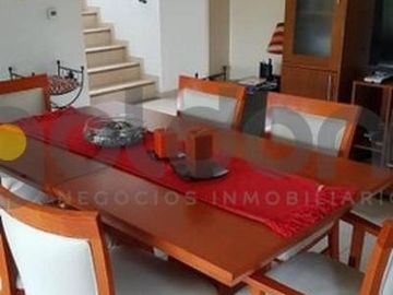 Excelente Casa En Venta con Piscina en Altos De Hudson I